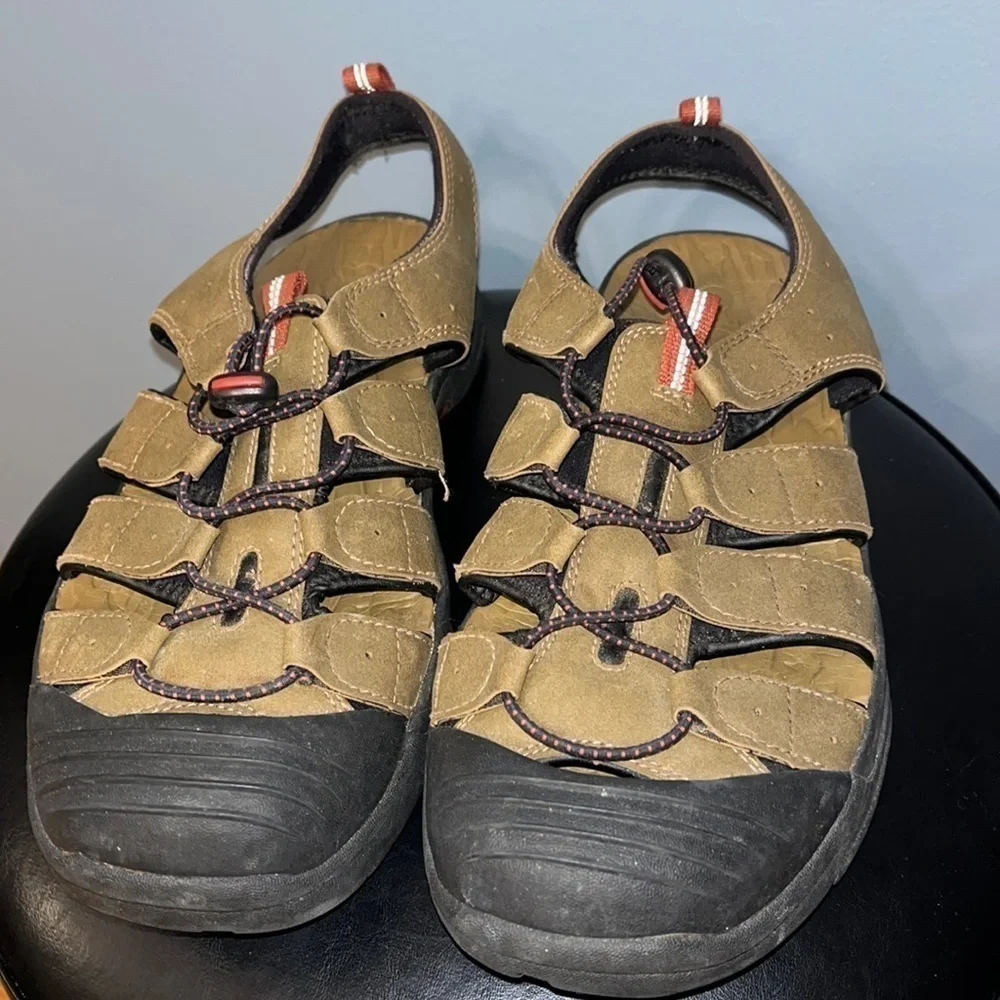 Ozark Trail Closed Toe, Open Sides Sandals Color is Tan, Mens size 9